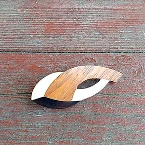 Handmade onyx wood and shell brooch